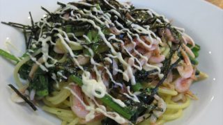 清水駅 うまい居酒屋「ヤッチキ」おいしいし、マスター感じよいし、常連さんはもフレンドリー